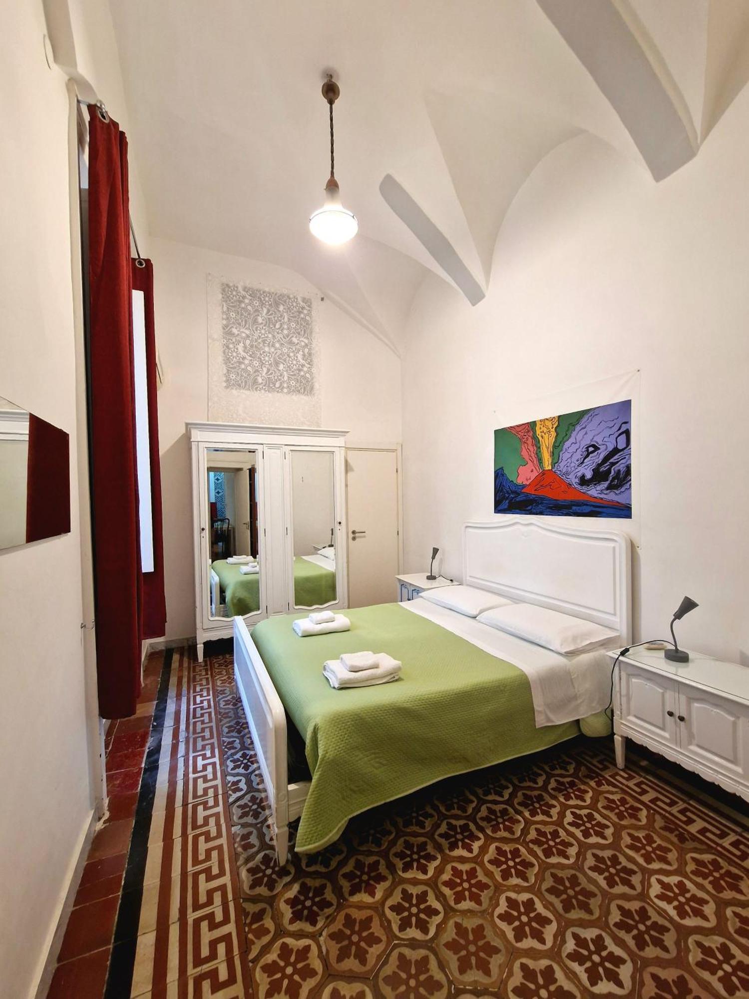 Appartamento Il Sole Di Montesanto Sleep Welly Napoli Esterno foto